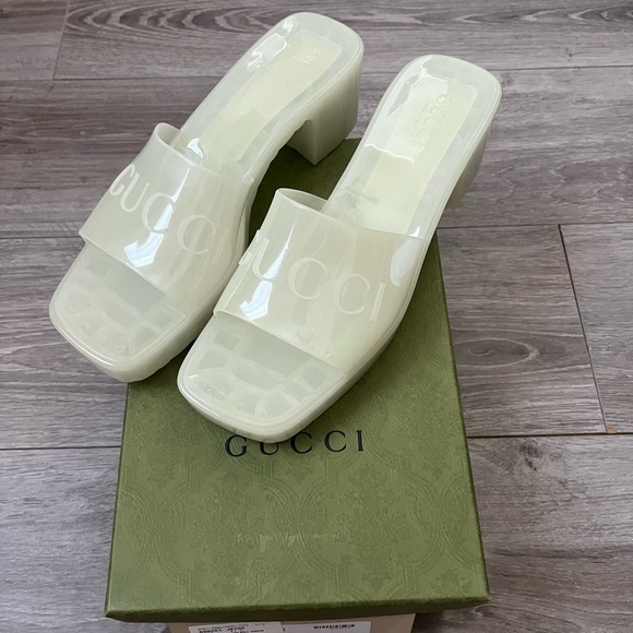 GUCCI SANDALS - Picture 3 of 8